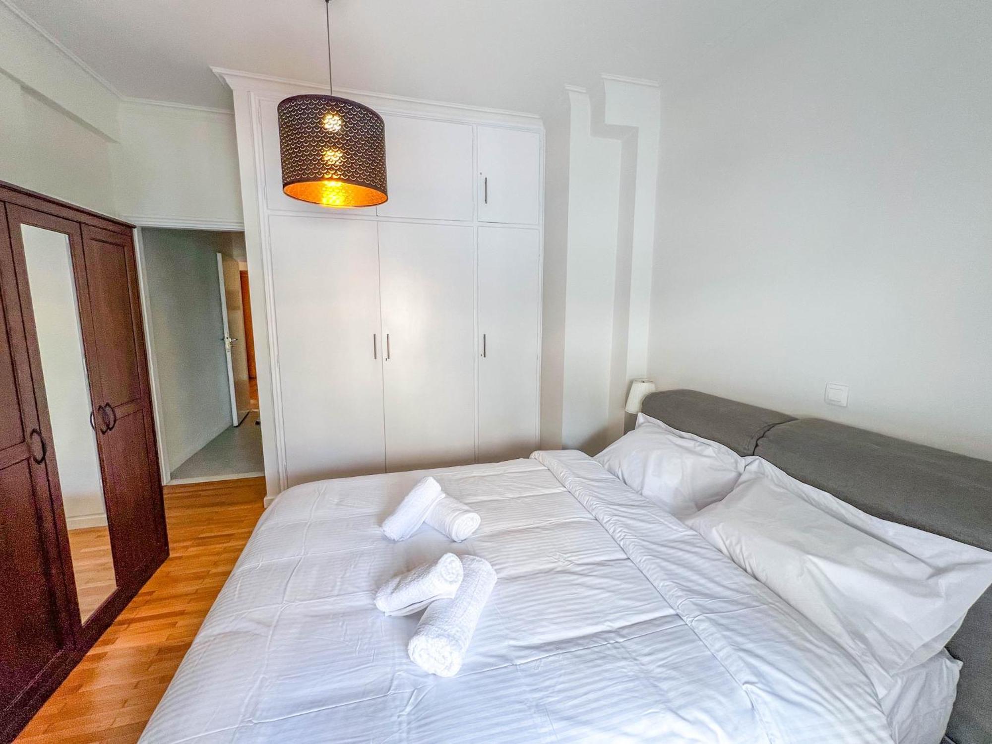 Family Two Bedroom Apartment Benaki Athens Luaran gambar